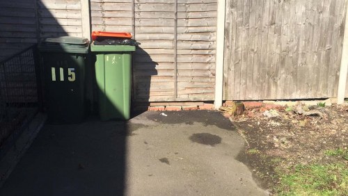 Recycling builders waste materials in Bermondsey